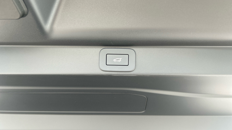 Land Rover Range Rover 3.0 P460e SE 4dr Auto Estate